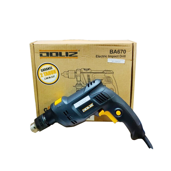 Porno rasmlar Rus pornosi: uning mushukini yuvish